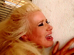 Anikka Albrite - Anikka In Cum Extraction