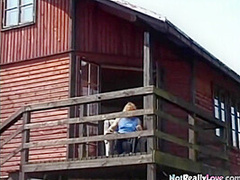 Pussy fucked teen in outdoor session