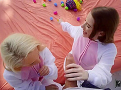 Sadie Hartz, Duncan Saint And Alice Merches - Two Bunnies And Share Huge