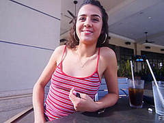Kylie Supercute Teen 05