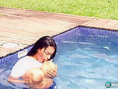 Kim Beltran - Tits In The Sun #solo #bigtits