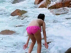 Busty Babe Vallory In The Surf