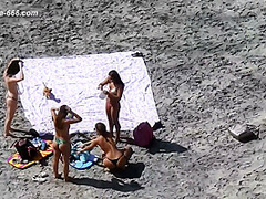 peeping Naturist Beach.40