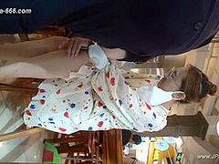 peeping chinese amateur upskirt.123