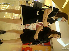 peeping chinese amateur upskirt.123