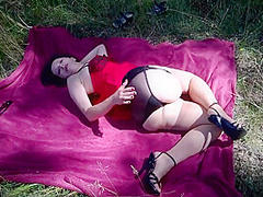 Summer Nylon Picnic
