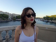 Une Jolie Russe Se Fait Defoncer Dans Une Limousine Et En Anal Durant Son Casting Pour Etre Recrutee