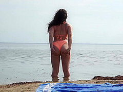 Busty Bitch Cums On A Public Beach