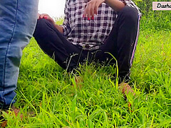 නවරඑළය පටටම කල හකලල Very Hot Sri Lankan Couple Fuck In Public Outdoor & Cum In Mouth