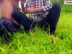 නවරඑළය පටටම කල හකලල Very Hot Sri Lankan Couple Fuck In Public Outdoor & Cum In Mouth