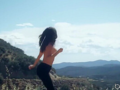 Big Naturals In Enjoyable Hussy Jaw-dropping Xxx Video