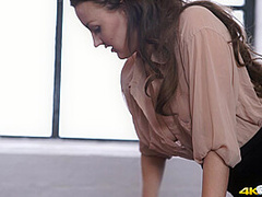 Georgie in Nipple Slip Voyeur - DownblouseJerk