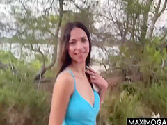 Public Savage Sex In Valencia With An Italian Babe