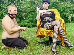 Beth Kinky - Goth Domina Take Cigarette Outdoor Serviced Out By Her Pt2
