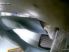 chinese girls go to toilet.298