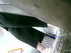 chinese girls go to toilet.298
