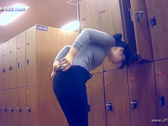 japanese public bathroom changeroom.88