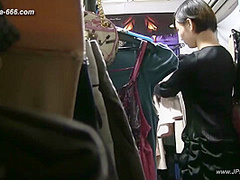 peeping japanese changeroom.11