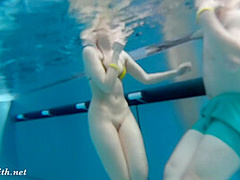 Jeny Smith bottomless in Spa. Naked underwater