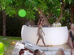 Horny Eurobabe Gets Her Fill Of Bbc On Vacay