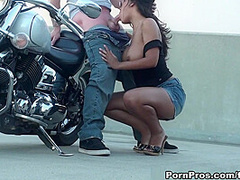 Rootftop Suck Me Up - PornPros