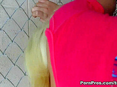 Hipster Chick Give Rauchy Blow Job. - PornPros