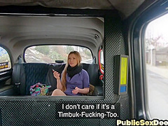 Tattooed taxi slut in stockings pussydrilled by taxi guy