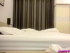 Chinese teen loves streaming with boyfriend