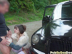 Gagging hooker pussydrilled in taxi by taxi guy outdoor