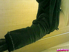 Homemade sex video with skinny hairy Chinese teen girl