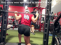 Brunette Amateur Milf Hottie