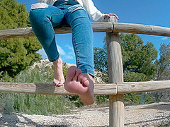 I Show You My Feet In The Open Air! Enjoy It!