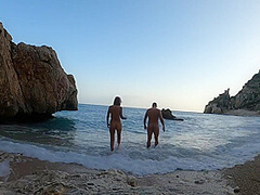 Owiaks - Spring Break By Outdoor Public Fucking On The Beach