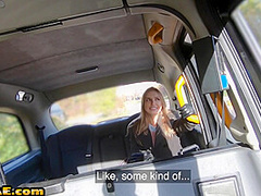 Amateur cab babe in pantyhose n gloves pussyfucked outdoor