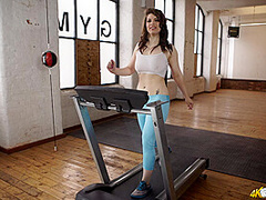 Lucia Love in Wank While I Walk - DownblouseJerk