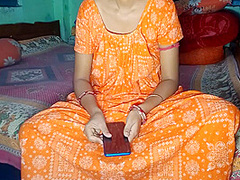 Indian Bengali Pinki .ajj Bete Ne Condom Lagake Maa Ko Choda Bahut Jor Jor Se
