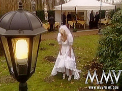 Sexy Brunette Gives Headjob At A Wedding