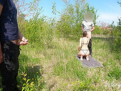 Coppia Italiana Si Fa Spiare Da Un Guardone Al Parco Mentre Scopa