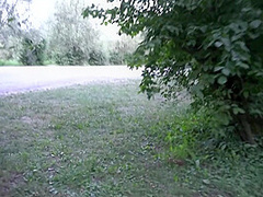 Elle Me Branle Sur Le Bord De Route Puis Je La Prends En Levrette Et Ejacule Sur Son Petit Anus
