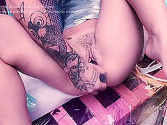 Candy Crush - Couple Get Excited With Big Cock And Have Sex Outdoors At Carnival Brasil & Aquele Mar