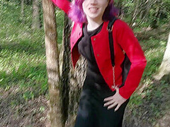 Progulka Po Lesoparku S Vibratorom Distancionnogo Upravleniya I Masturbaciya V Mashine Na Parkovke