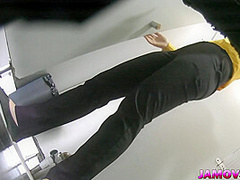 asian teen girl in toiler voyeur video
