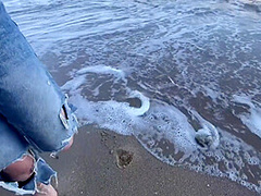 Huge Boobs - Sex On Public Beach N` Cum On Her