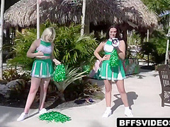 Cheerleader Work Their Asses On Jasons Cock