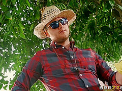 Nikki Knightly And Van Wylde - Horny Breathtaking Outdoor Sex Scene