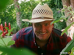 Nikki Knightly And Van Wylde - Horny Breathtaking Outdoor Sex Scene