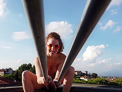 Guinevere Huney - Sexy On The Roof Backstage In 4k