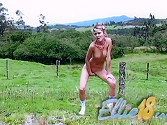 Masturbating teen ellie goes solo