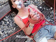 Initiation Sex 1 - Stranded Teenagers