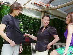 CFNM mature ladies sucking studs cock in outdoor 3some